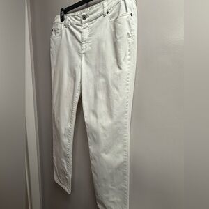 EUC Chico's Platinum Classic White Straight Leg Jeans Women’s Size 2 Short/14 S